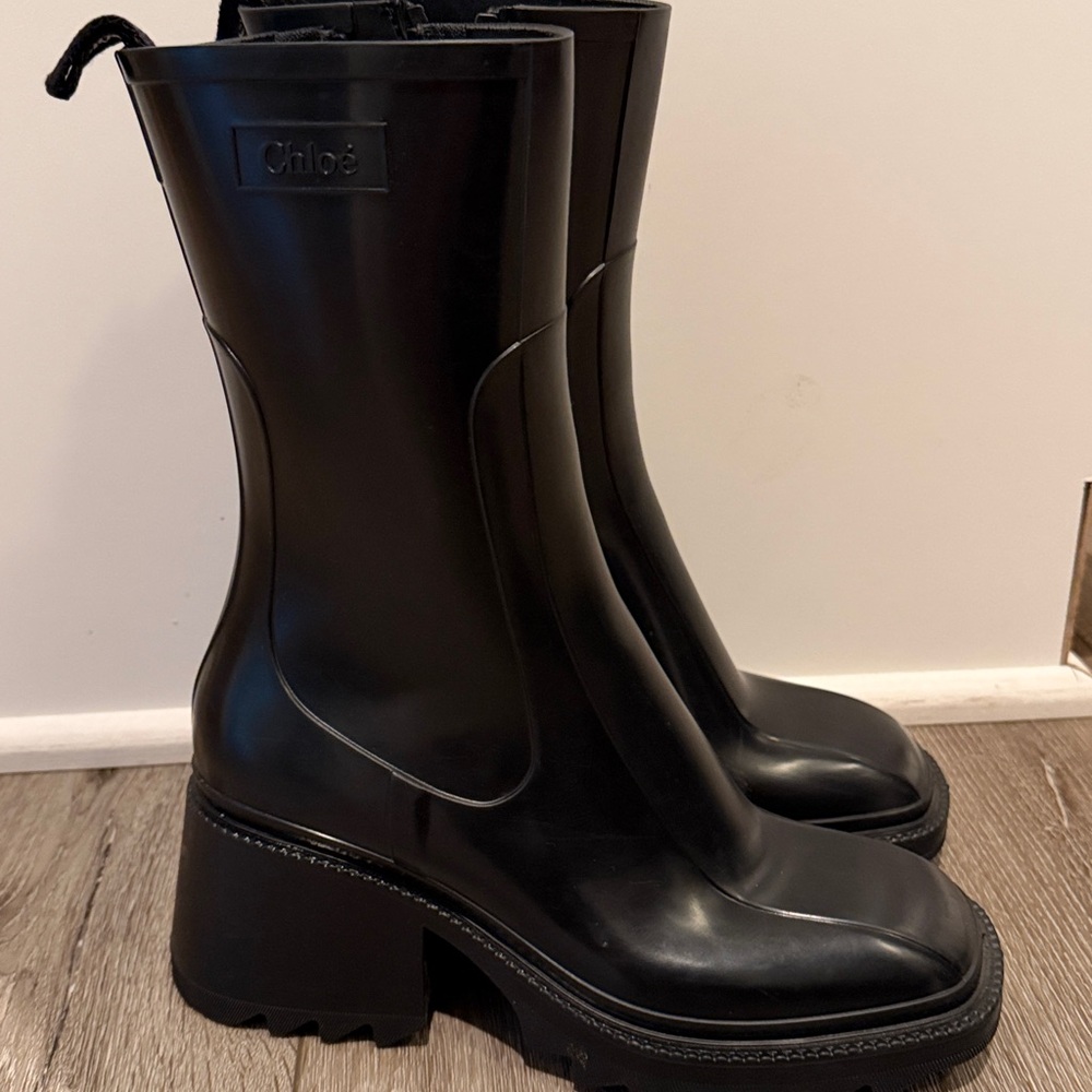 Chloe Glossy Black Ankle Boots